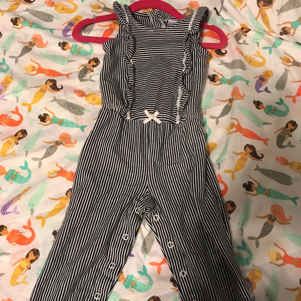 12 mth old romper girl CARTERS